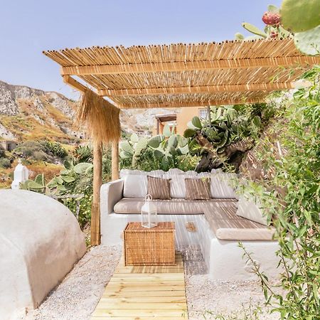 Traditional Farmers Caves Emporio  Exterior photo