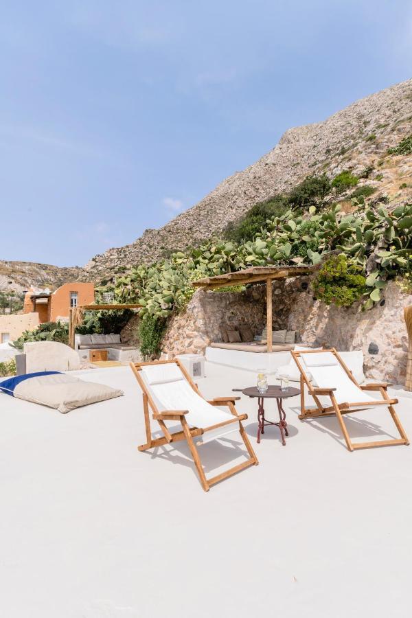 Traditional Farmers Caves Emporio  Exterior photo